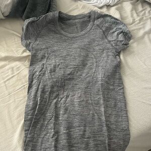 grey lululemon swiftly tech
